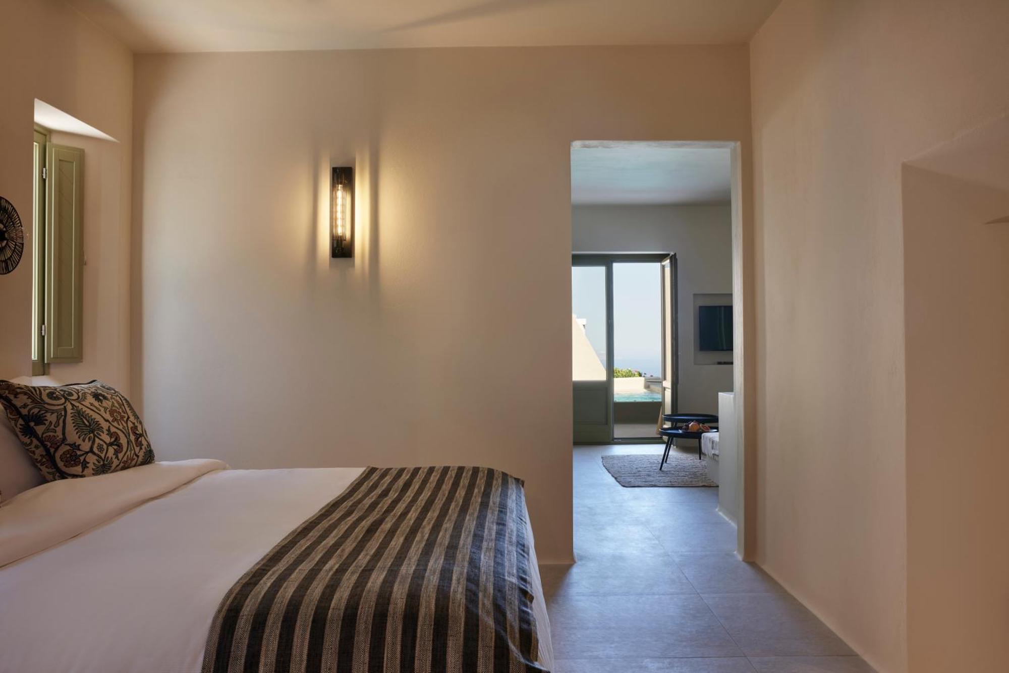 Aeon Suites - Adults Only Pýrgos Esterno foto